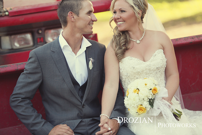 Red-Bluff-Orchard-Wedding-019