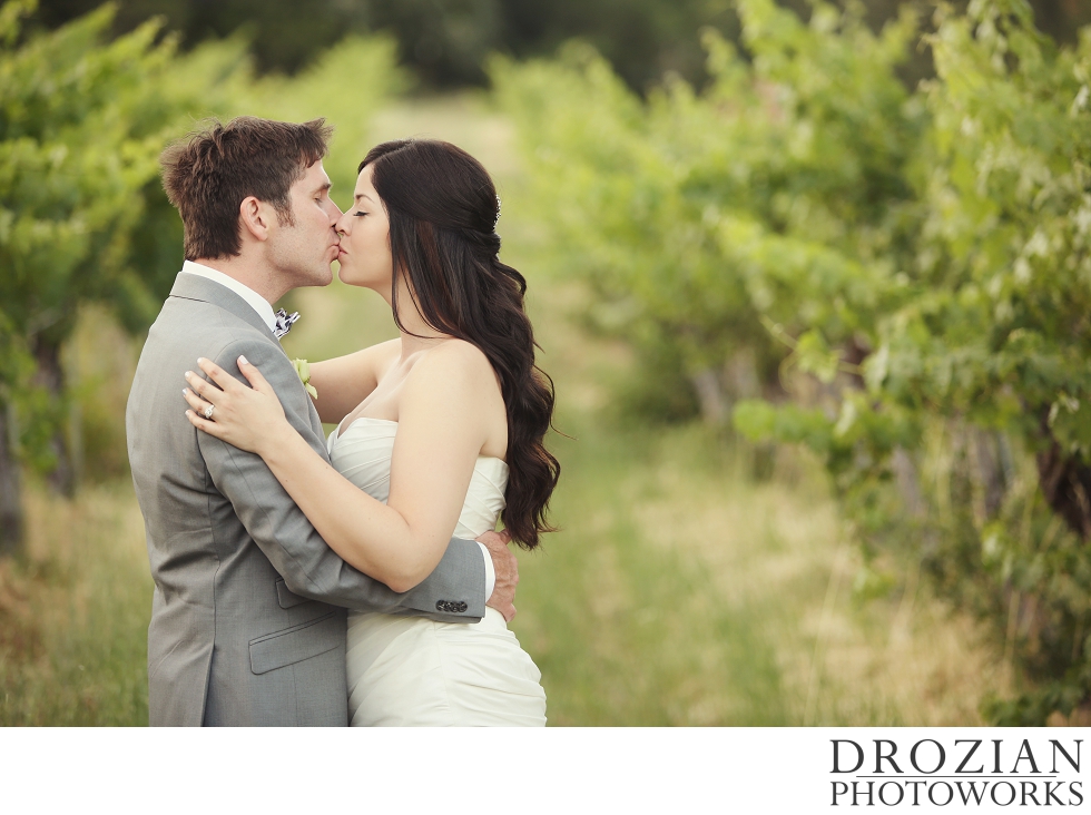 Hans-Fahden-Vineyards-Wedding-001