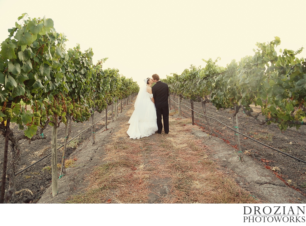 Chardonnay-Golf-Club-Wedding-Napa-012