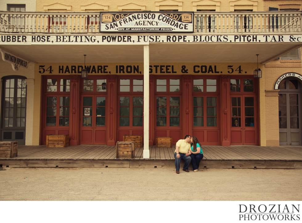 Old-town-Sacramento-Engagement-04