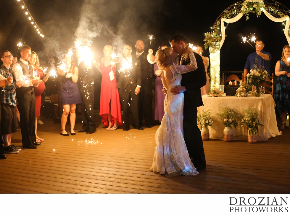 tsasdi-resort-shasta-lake-wedding-drozian-photoworks-022